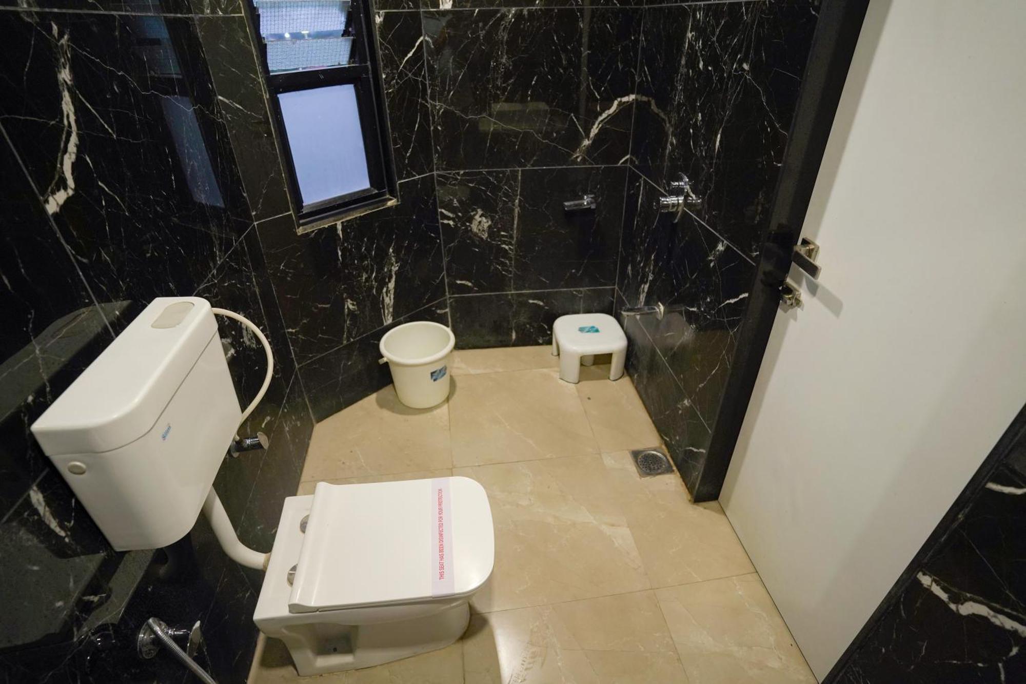 Hotel Shertown Ahmedabad Extérieur photo